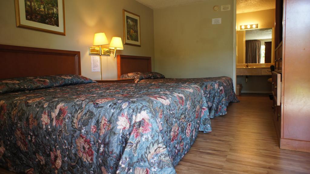 Executive Inn & Suites Orange Exterior foto
