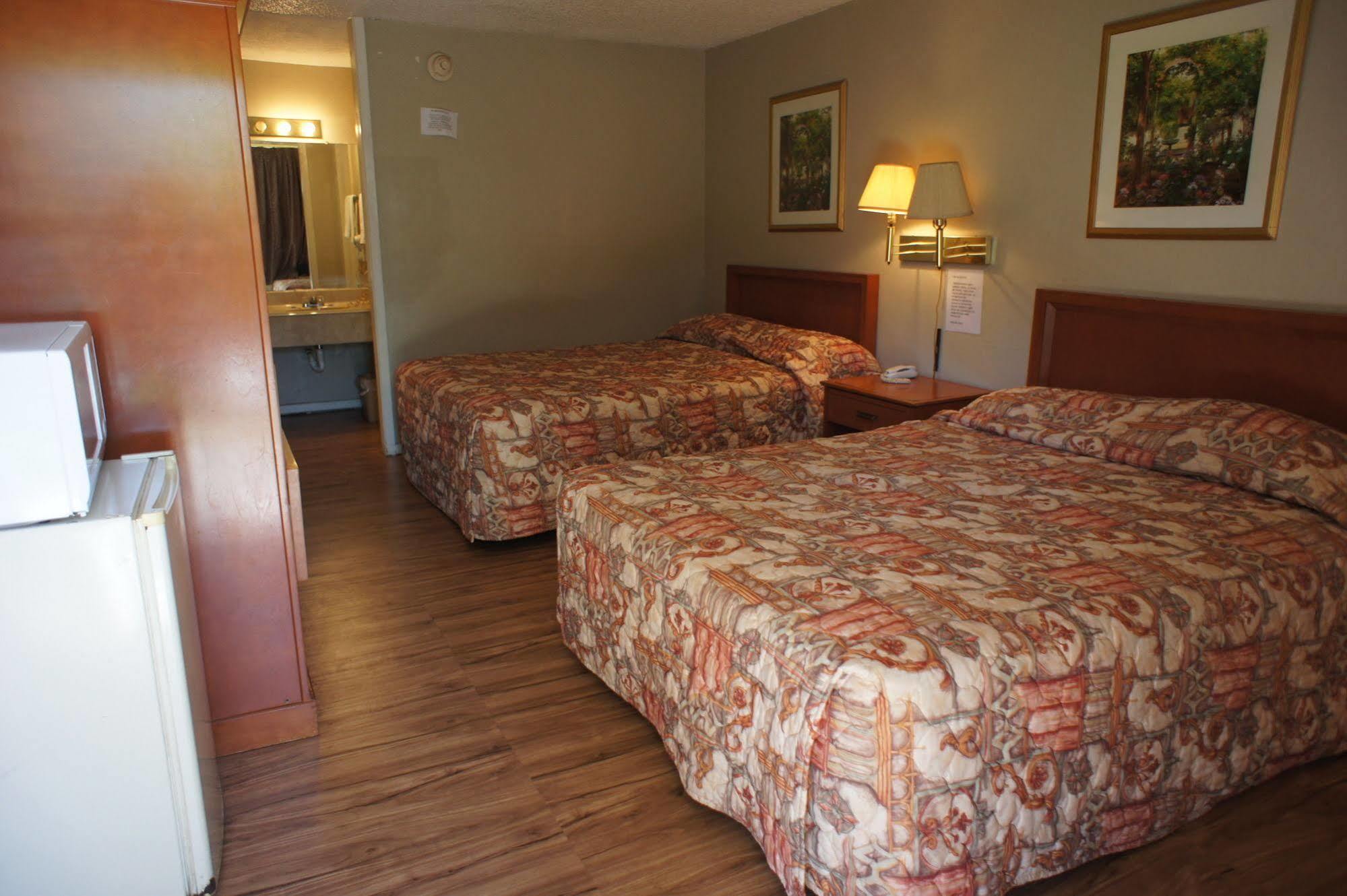 Executive Inn & Suites Orange Exterior foto